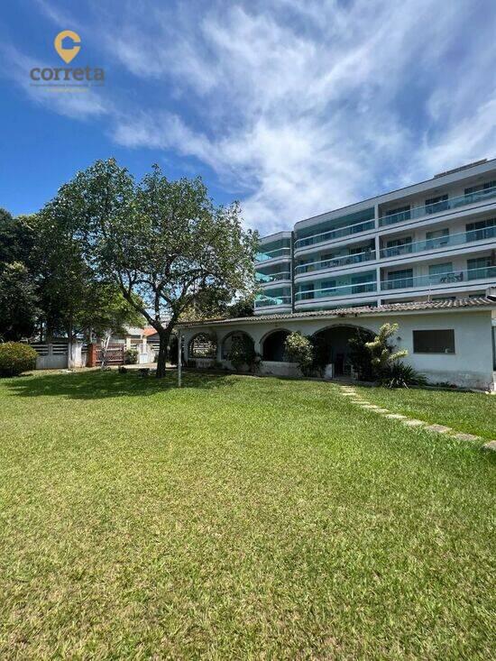 Casa de 117 m² Costazul - Rio das Ostras, à venda por R$ 980.000