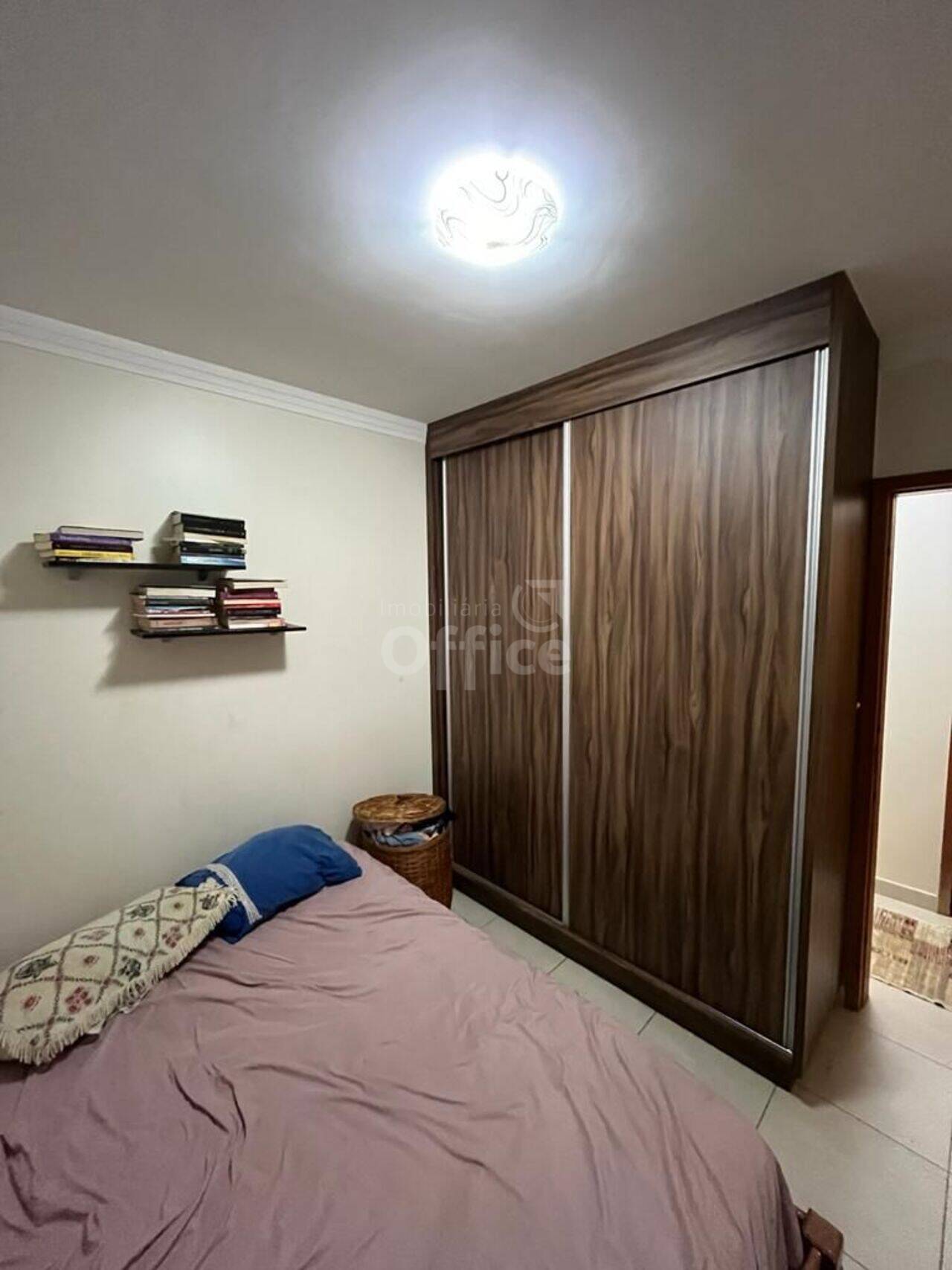 Apartamento Chácaras Colorado, Anápolis - GO