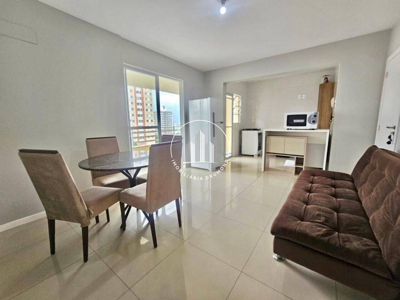 Apartamento Barreiros, São José - SC