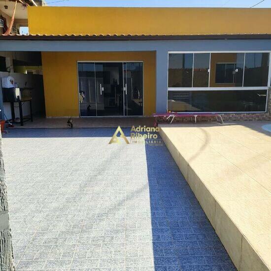 Casa de 120 m² Unamar - Cabo Frio, à venda por R$ 290.000