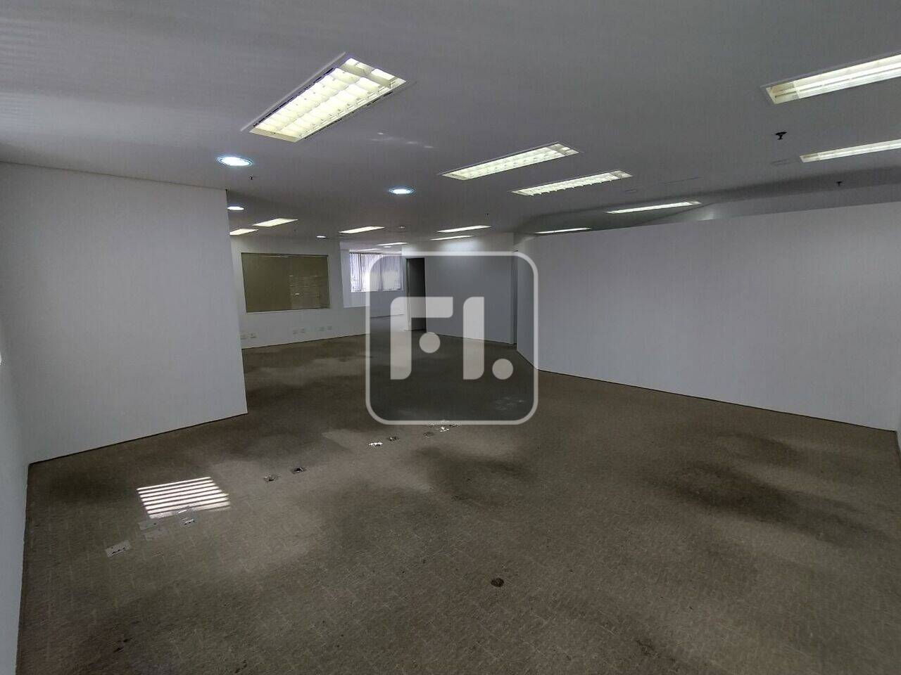 Conjunto para alugar, 153 m² por R$ 9.000/mês - Brooklin - São Paulo/SP