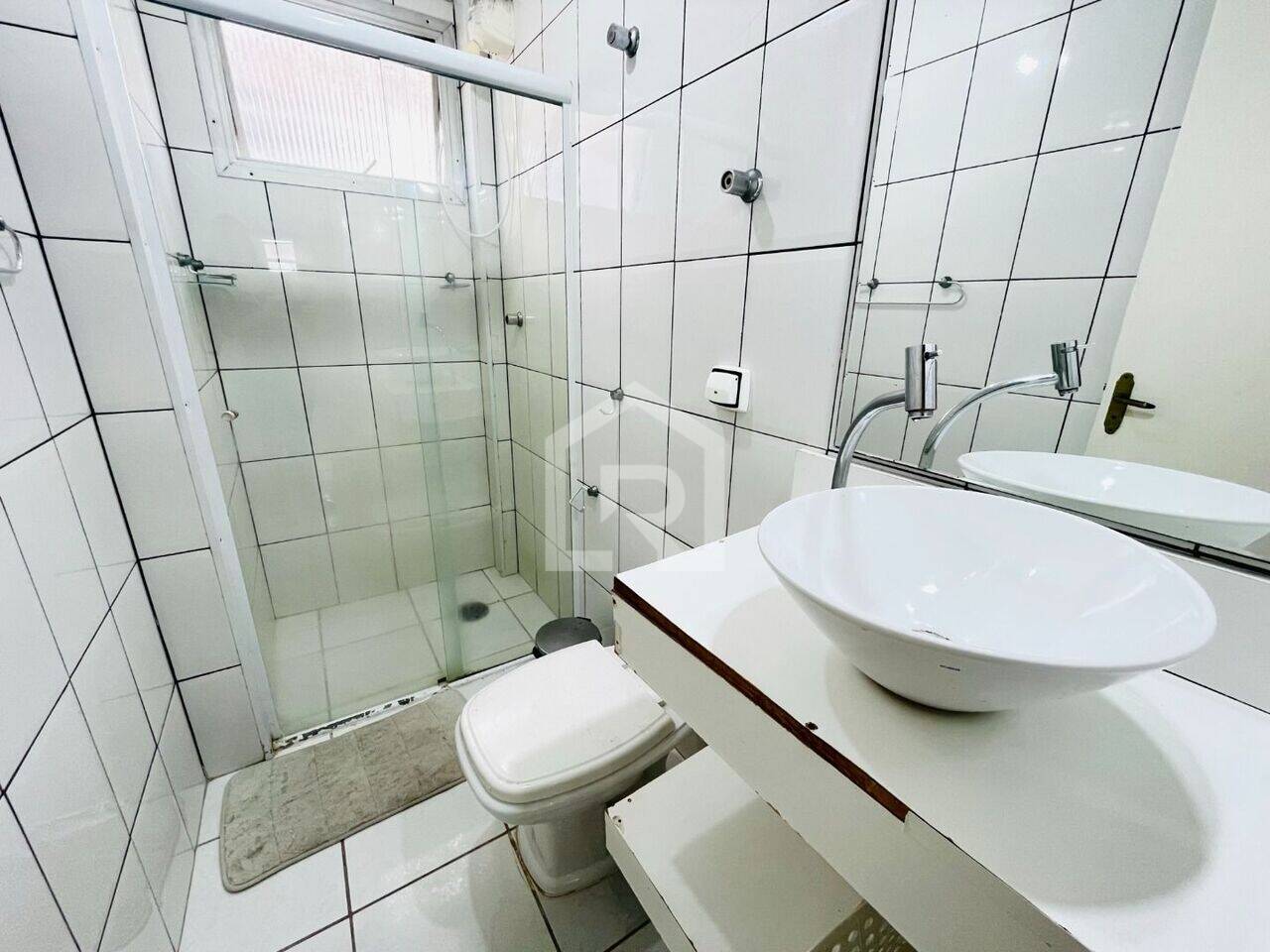 Apartamento Praia das Astúrias, Guarujá - SP