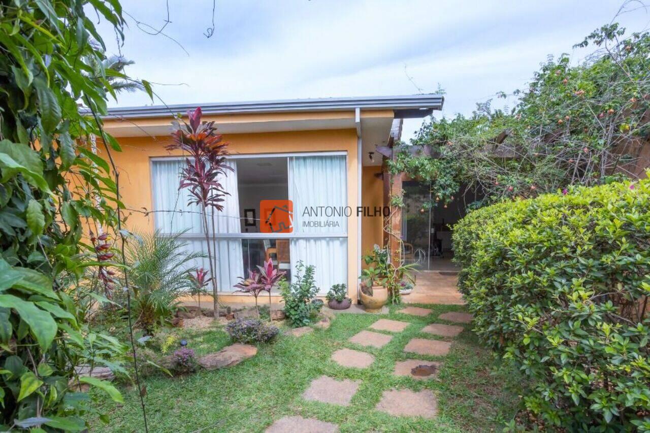 Casa Setor de Habitações Individuais Sul, Brasília - DF