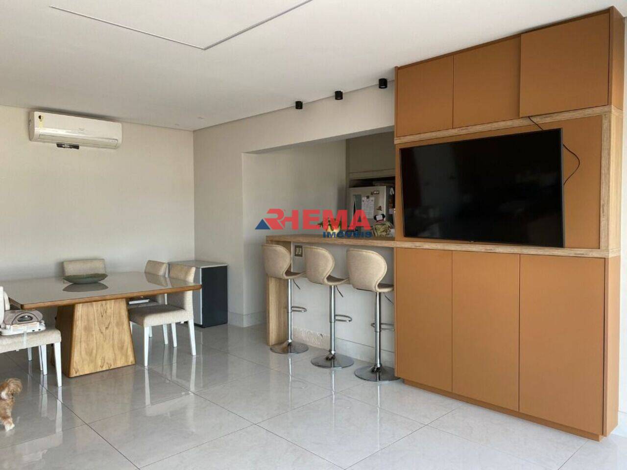 Apartamento Boqueirão, Santos - SP