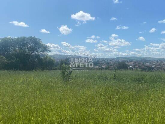 Sítio Área Rural de Patos de Minas, Patos de Minas - MG