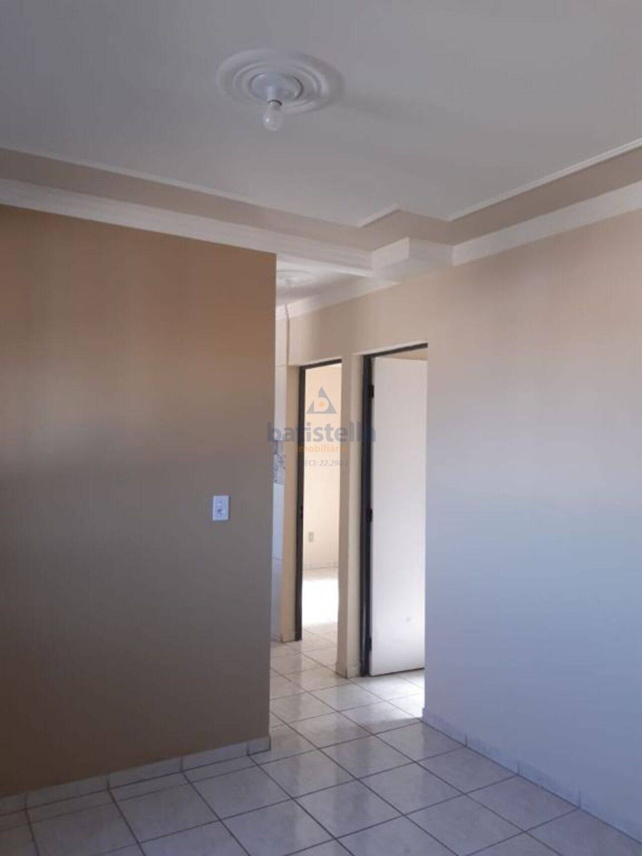 Apartamento Parque Residencial Abílio Pedro, Limeira - SP