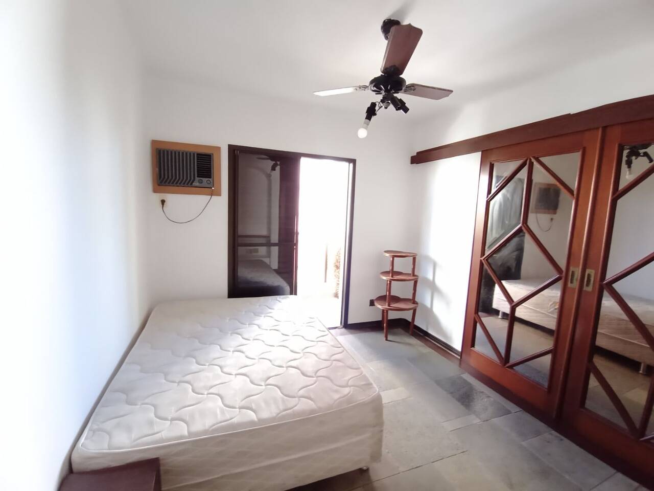 Apartamento Praia da Enseada, Guarujá - SP