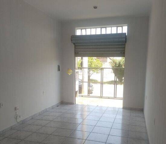 Sala de 22 m² Cecap - Taubaté, aluguel por R$ 800/mês