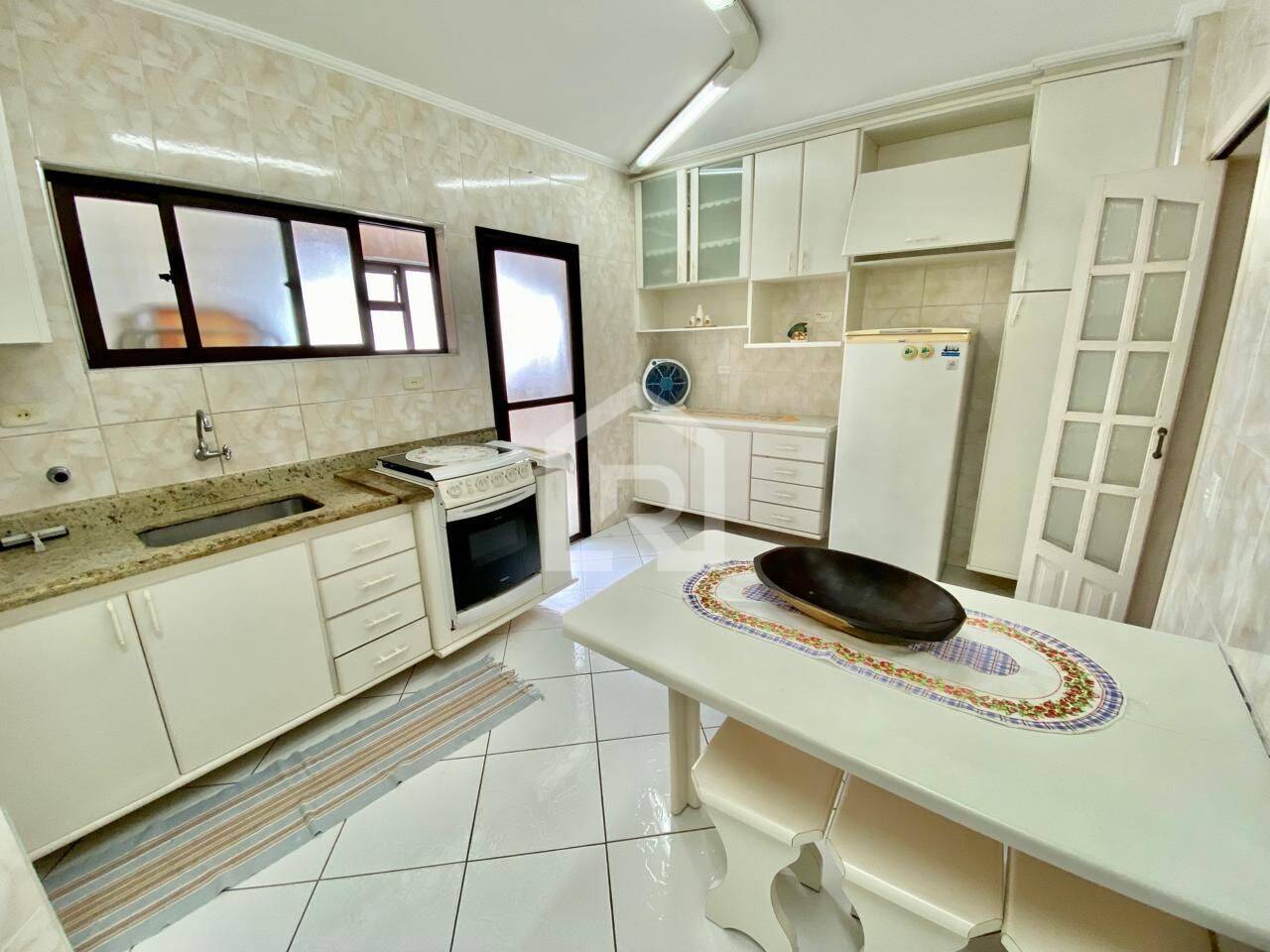 Apartamento Pitangueiras, Guarujá - SP