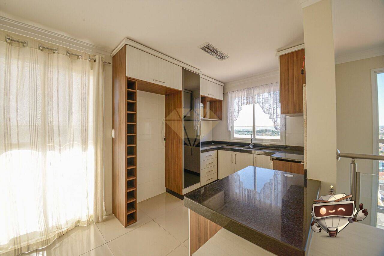 Apartamento duplex Nova Rússia, Ponta Grossa - PR