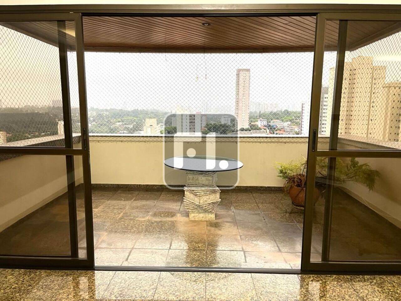 Apartamento á venda,  com 273 m², 4 dormitórios, 2 suítes e 3 vagas de garagem no bairro da: Vila Alexandria - São Paulo/SP