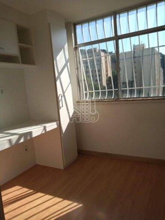 Apartamento de 54 m² na Noronha Torrezão - Santa Rosa - Niterói - RJ, à venda por R$ 280.000