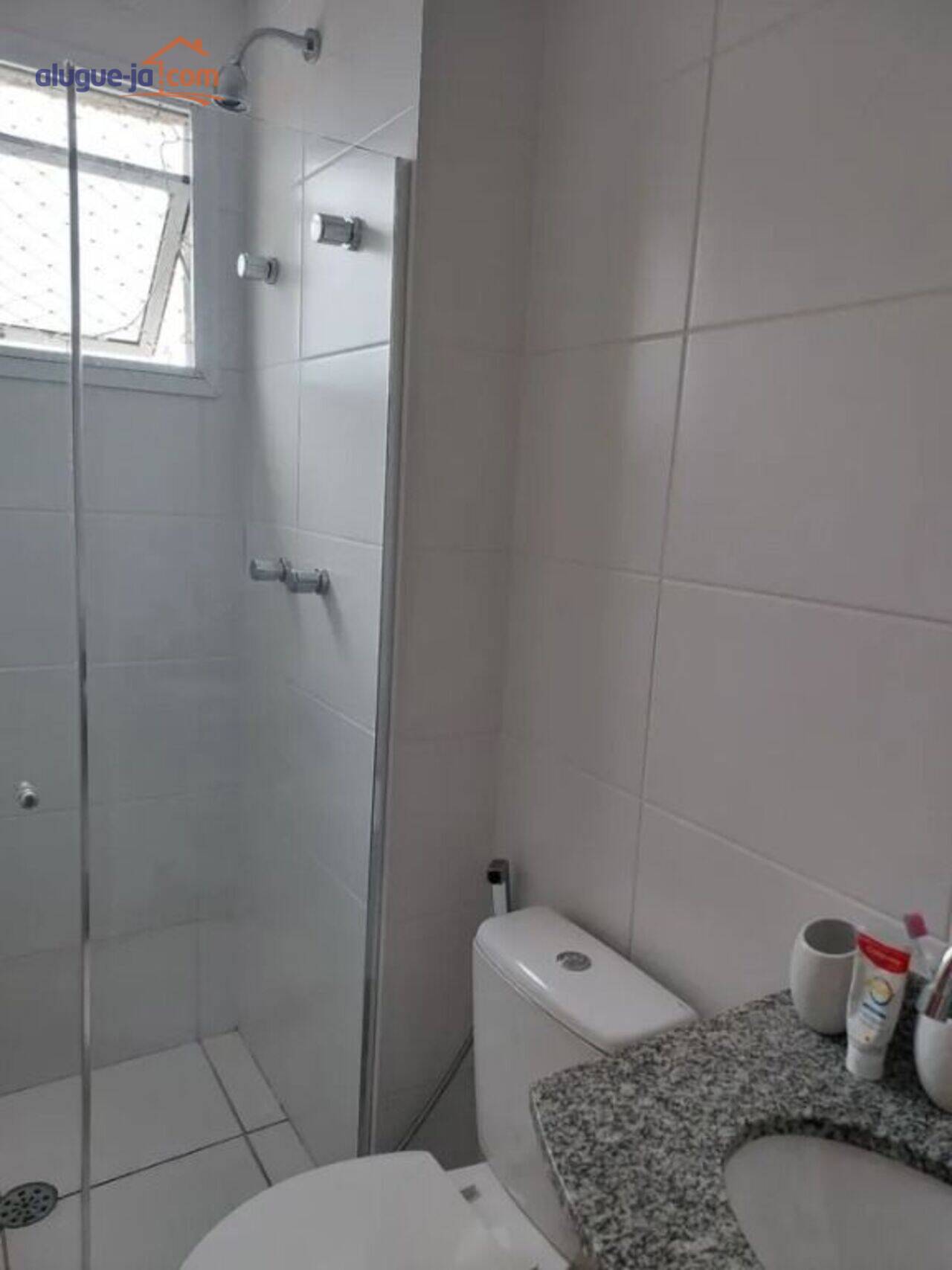 Apartamento Conjunto Residencial Trinta e Um de Março, São José dos Campos - SP