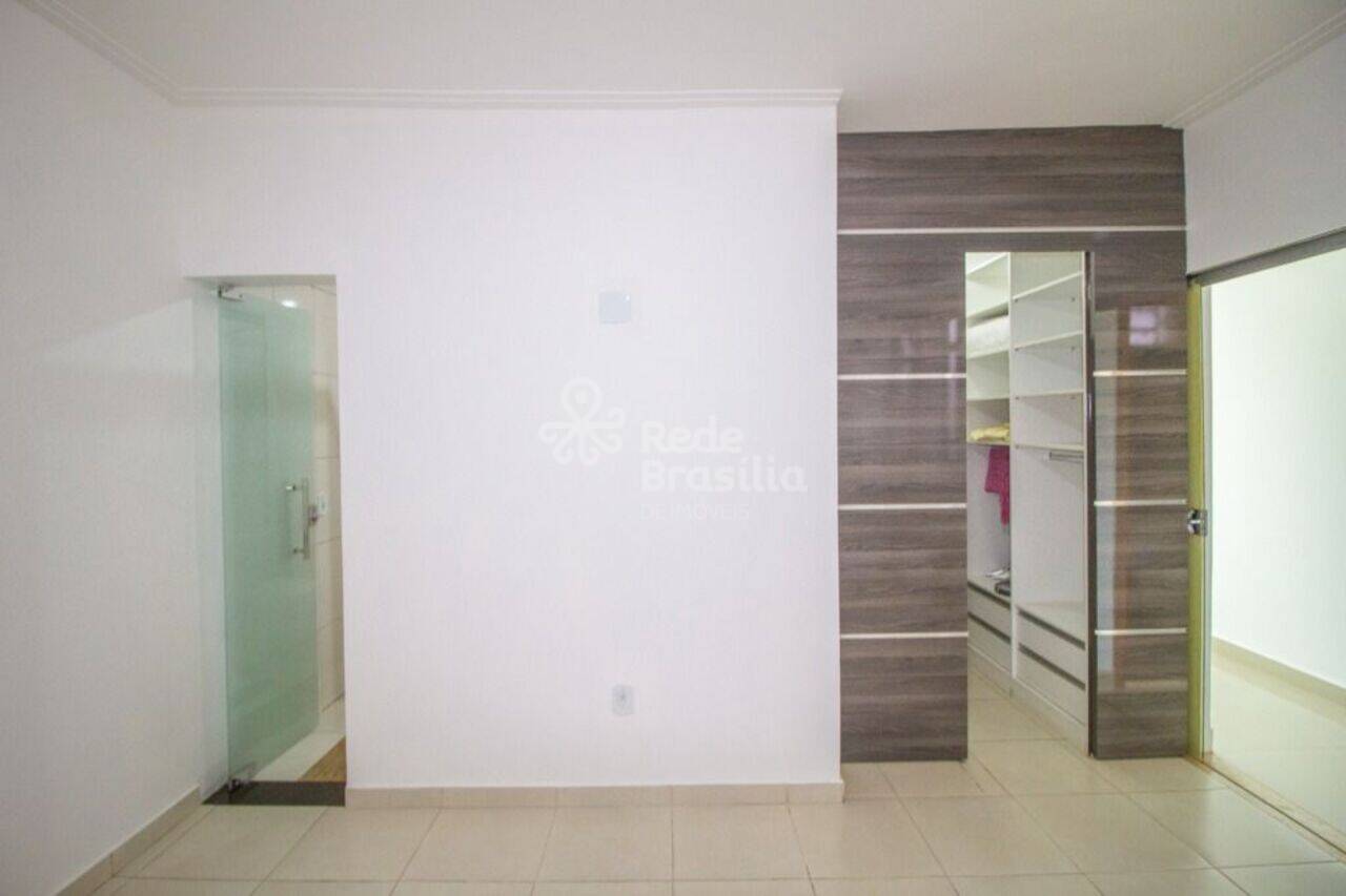 Casa Setor Residencial Oeste, São Sebastião - DF