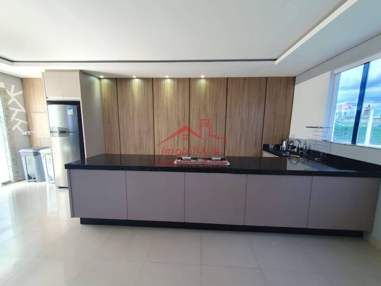 Apartamento Conjunto Habitacional Doutor Farid Libos, Londrina - PR