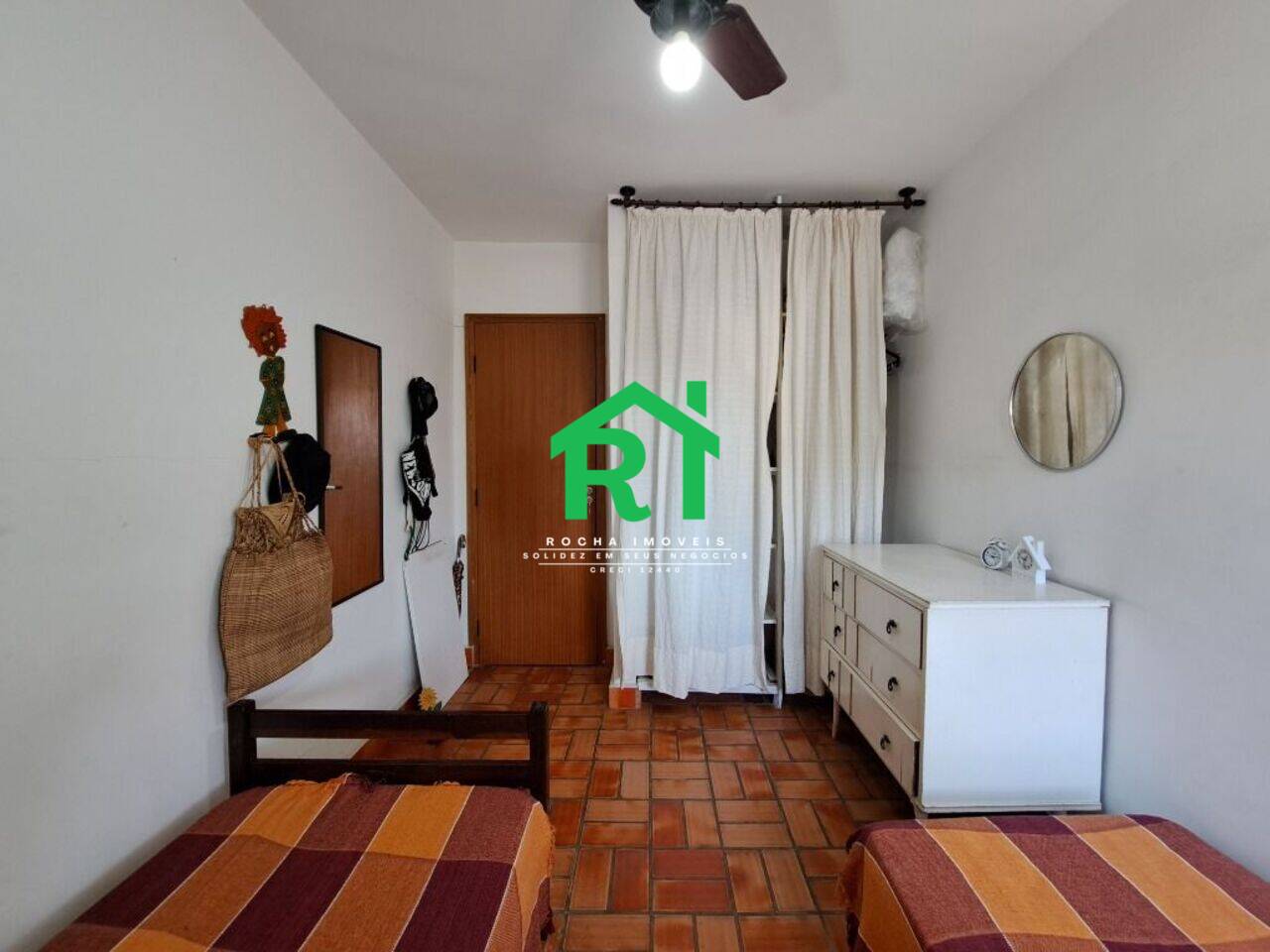 Apartamento Praia da Enseada, Guarujá - SP