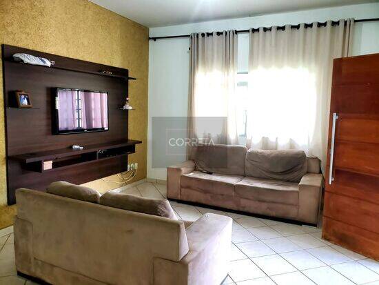 Casa Jardim São Bento, Uberaba - MG