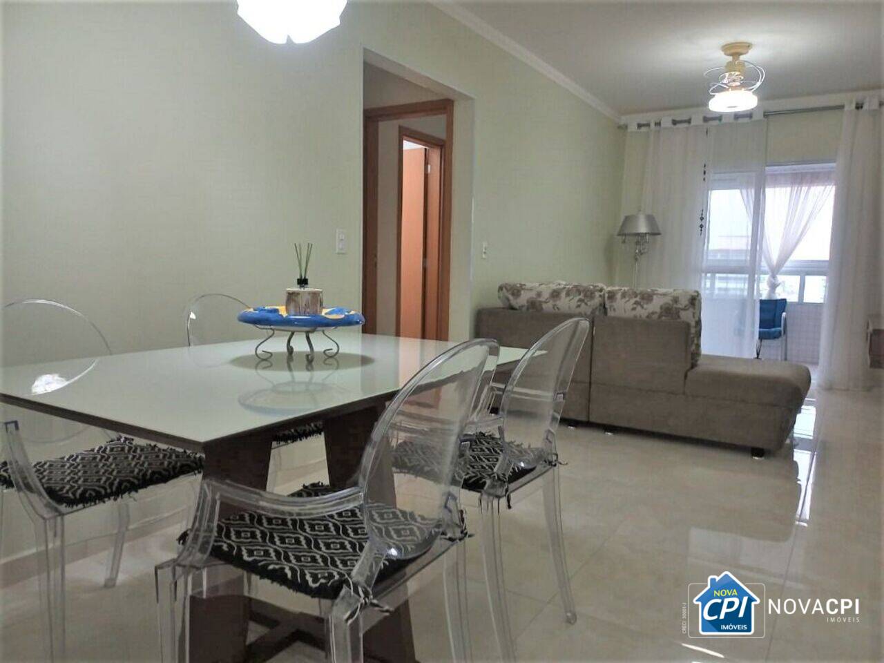 Apartamento Vila Guilhermina, Praia Grande - SP