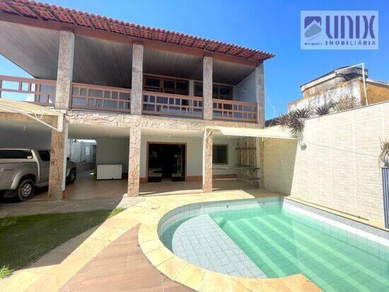 Casa de 250 m² na Janot Pacheco - Parque Jóquei Club - Campos dos Goytacazes - RJ, à venda por R$ 750.000 ou aluguel por R$ 3.500/mês