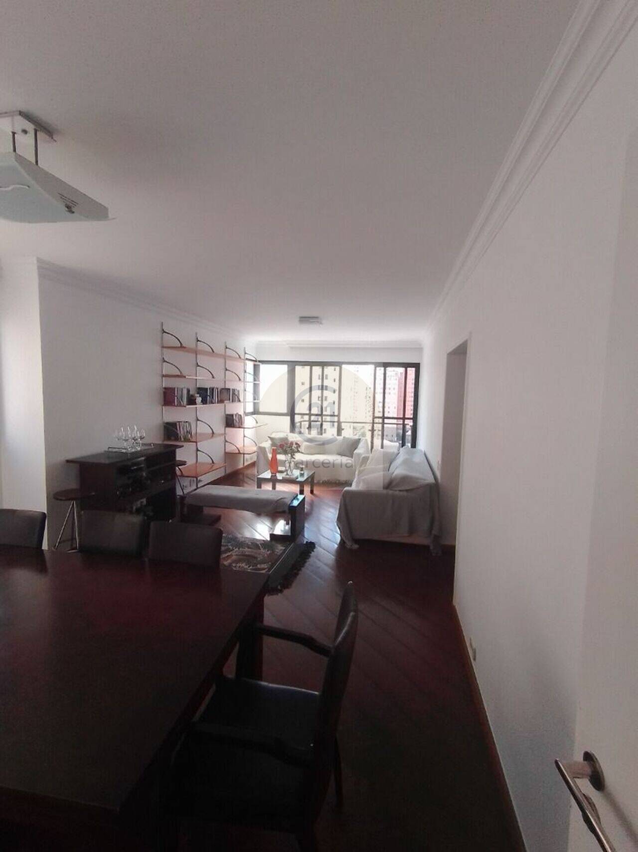 Apartamento Moema, São Paulo - SP