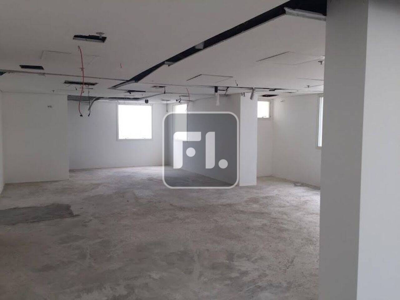 Conjunto comercial com 79 m² na Bela vista para Locação