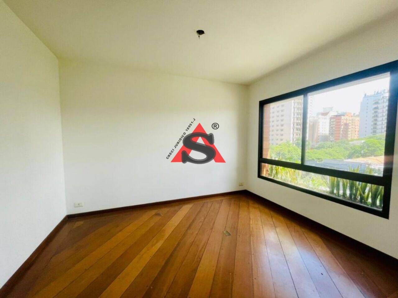 Apartamento Moema, São Paulo - SP