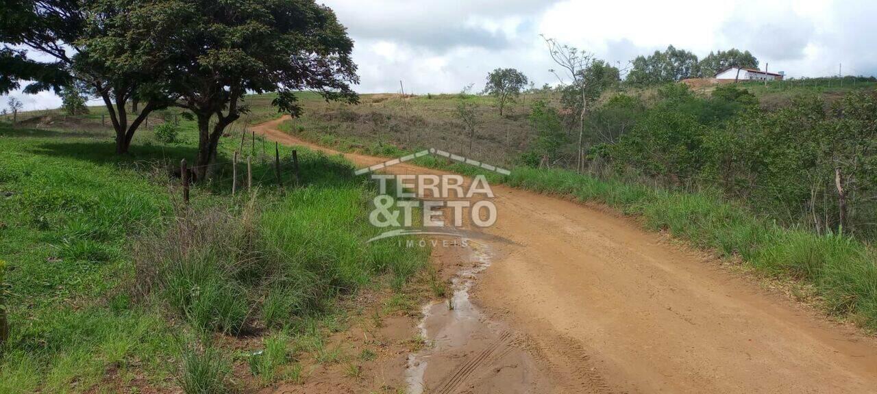 Sítio Área Rural de Patos de Minas, Patos de Minas - MG