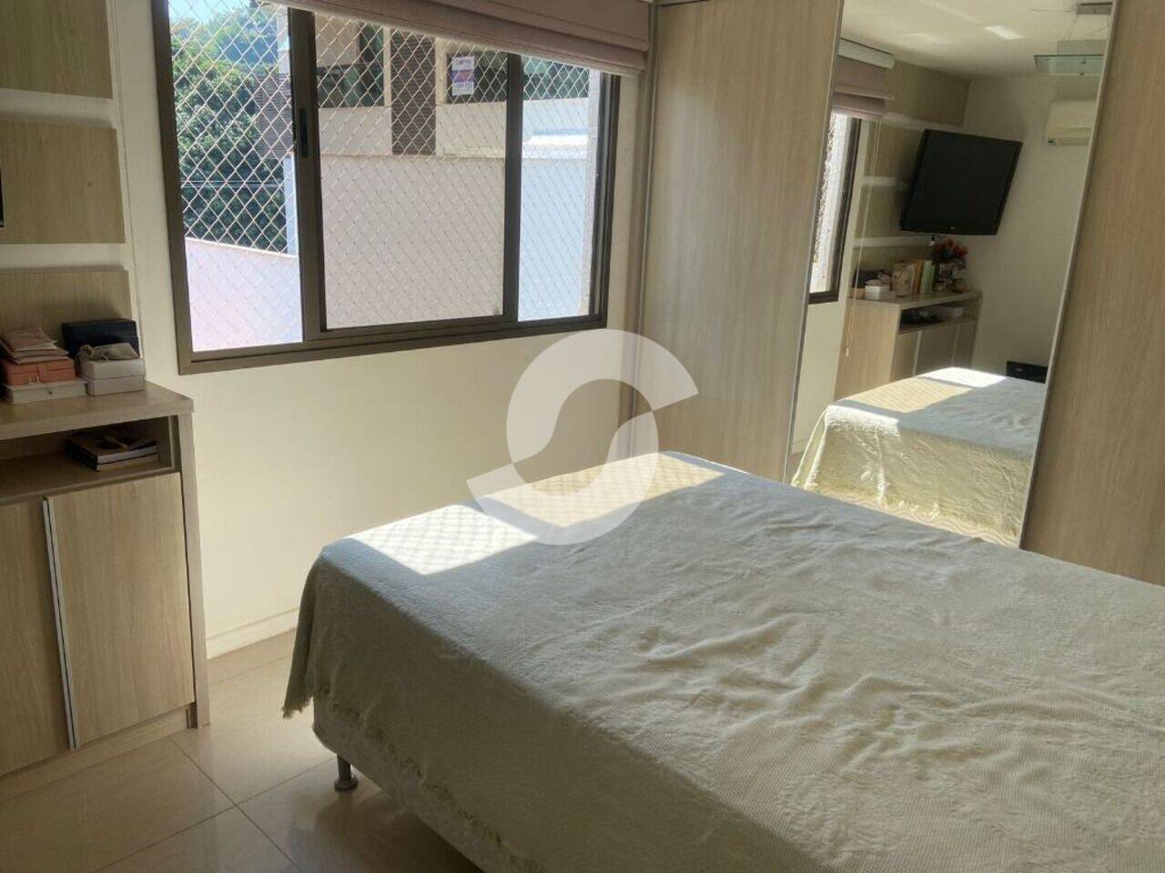 Apartamento Charitas, Niterói - RJ