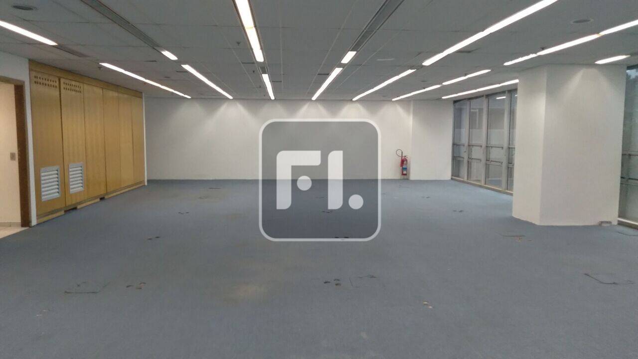 Conjunto comercial com 267 m² na Bela vista para venda ou locação, com piso elevado,
