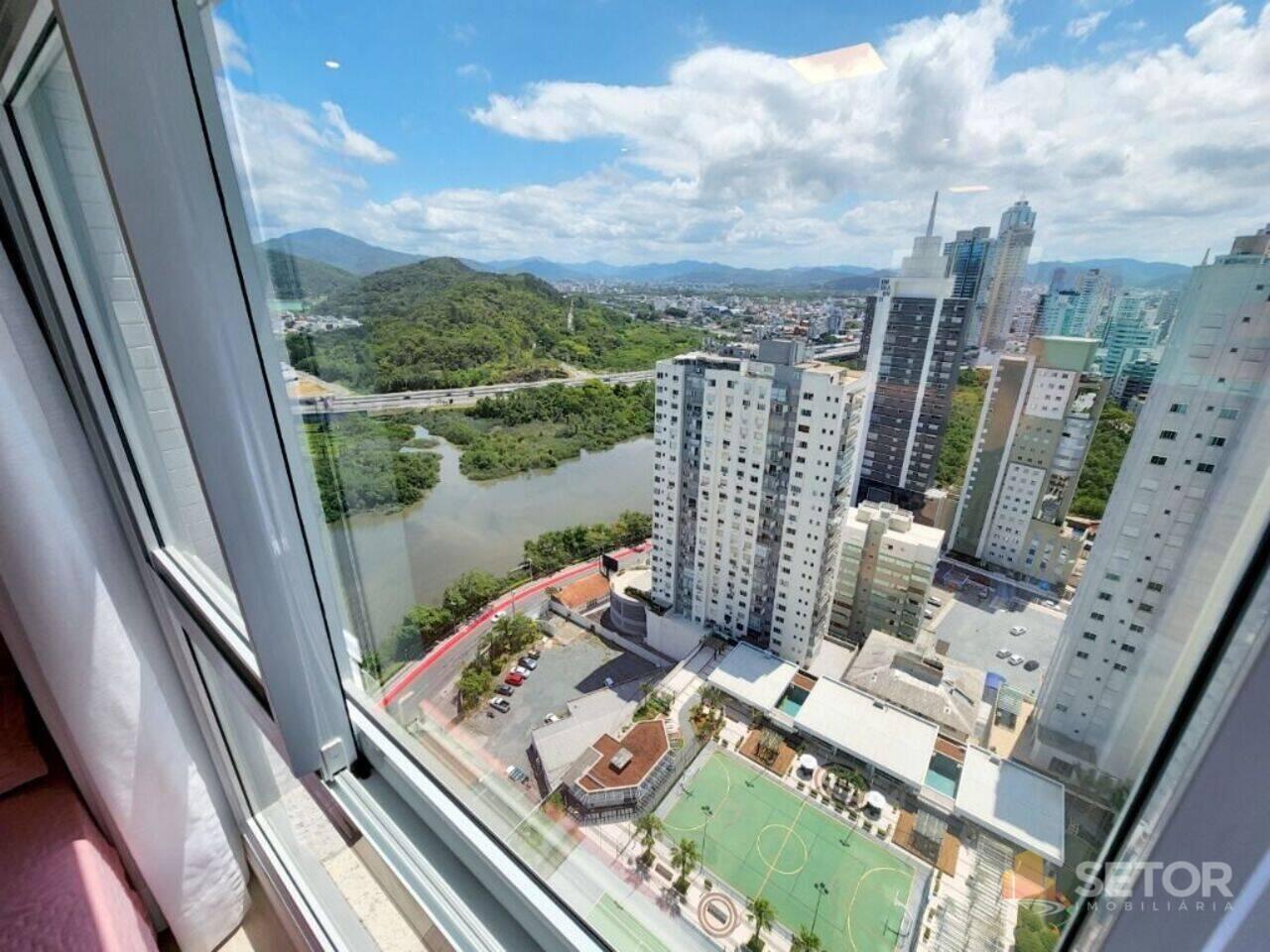 Apartamento Frente Mar, Balneário Camboriú - SC