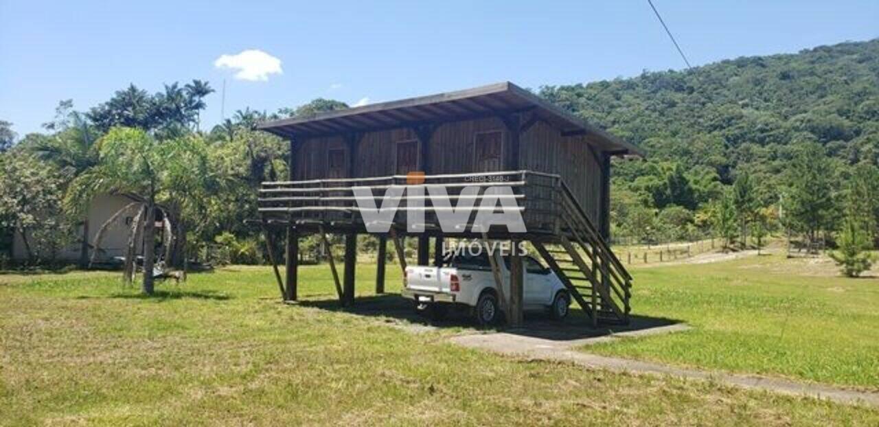 Casa Rio do Meio, Itajaí - SC