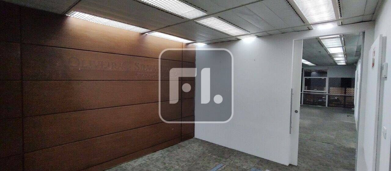 Conjunto comercial com 167m² na região Bela Vista