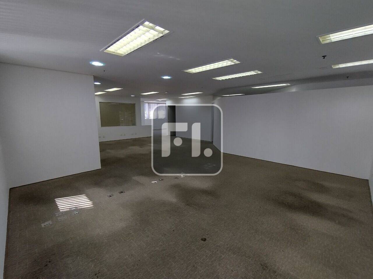 Conjunto para alugar, 153 m² por R$ 9.000/mês - Brooklin - São Paulo/SP