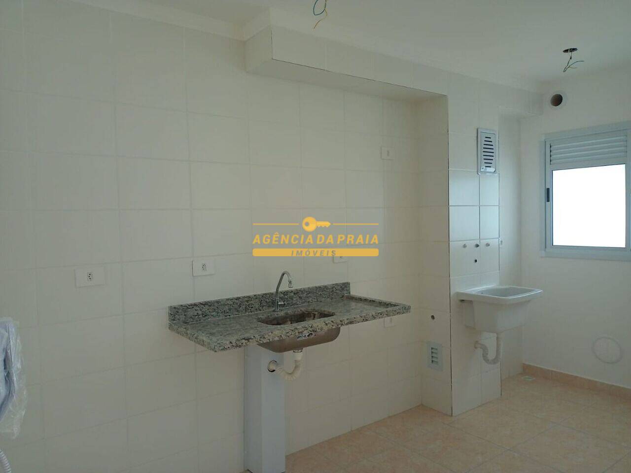 Apartamento Vila Guilhermina, Praia Grande - SP