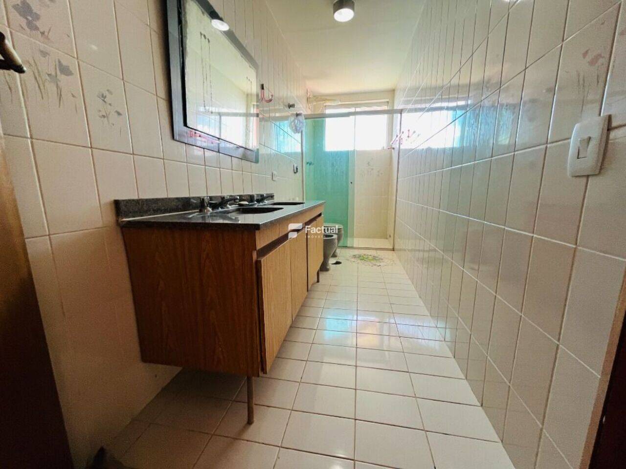 Apartamento Morro Sorocotuba, Guarujá - SP