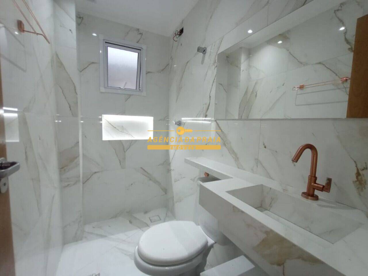 Apartamento Vila Guilhermina, Praia Grande - SP