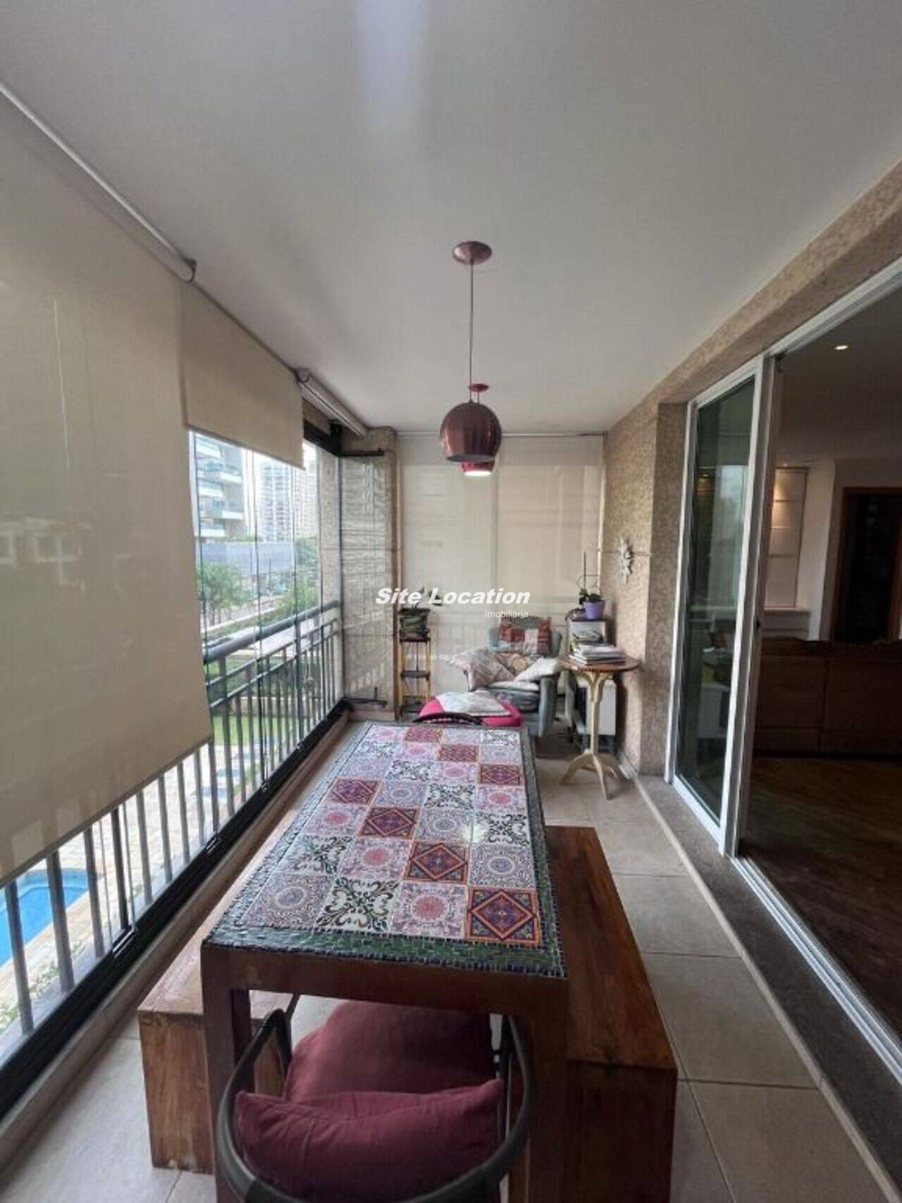 Apartamento Brooklin, São Paulo - SP