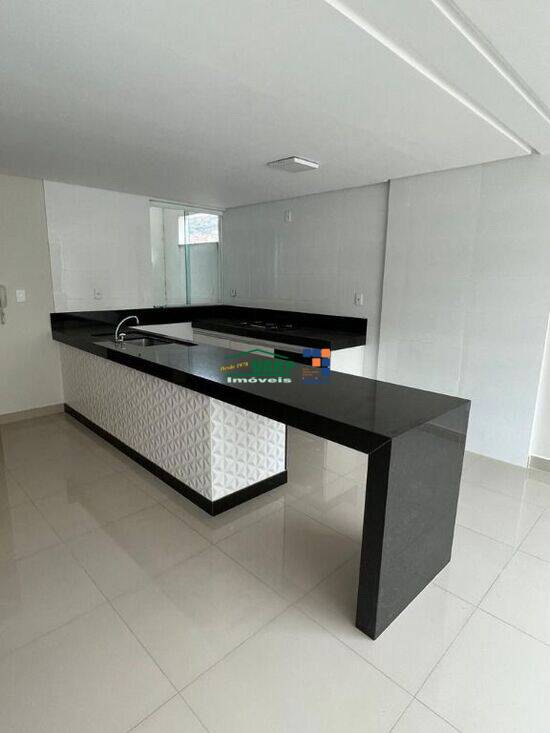 Apartamento de 90 m² na Plínio Pinheiro - Bom Pastor - Manhuaçu - MG, à venda por R$ 650.000