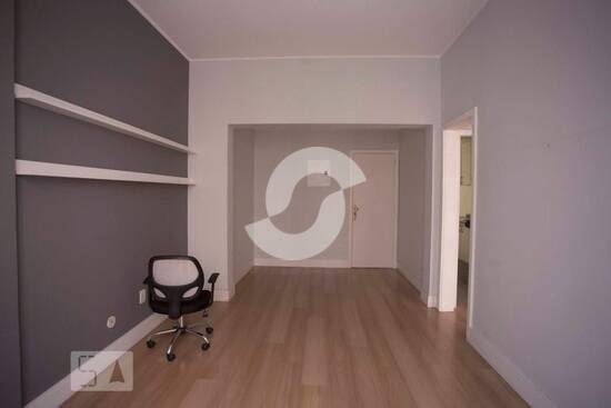 Compartilhamento de imagem - Apartamento de 70 m² na Rua Comendador Queiroz, 50 - Icaraí - Niterói - RJ, à venda por R$ 620.000