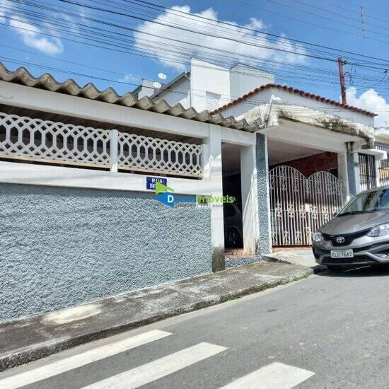 Casa de 271 m² Região Central - Caieiras, à venda por R$ 750.000