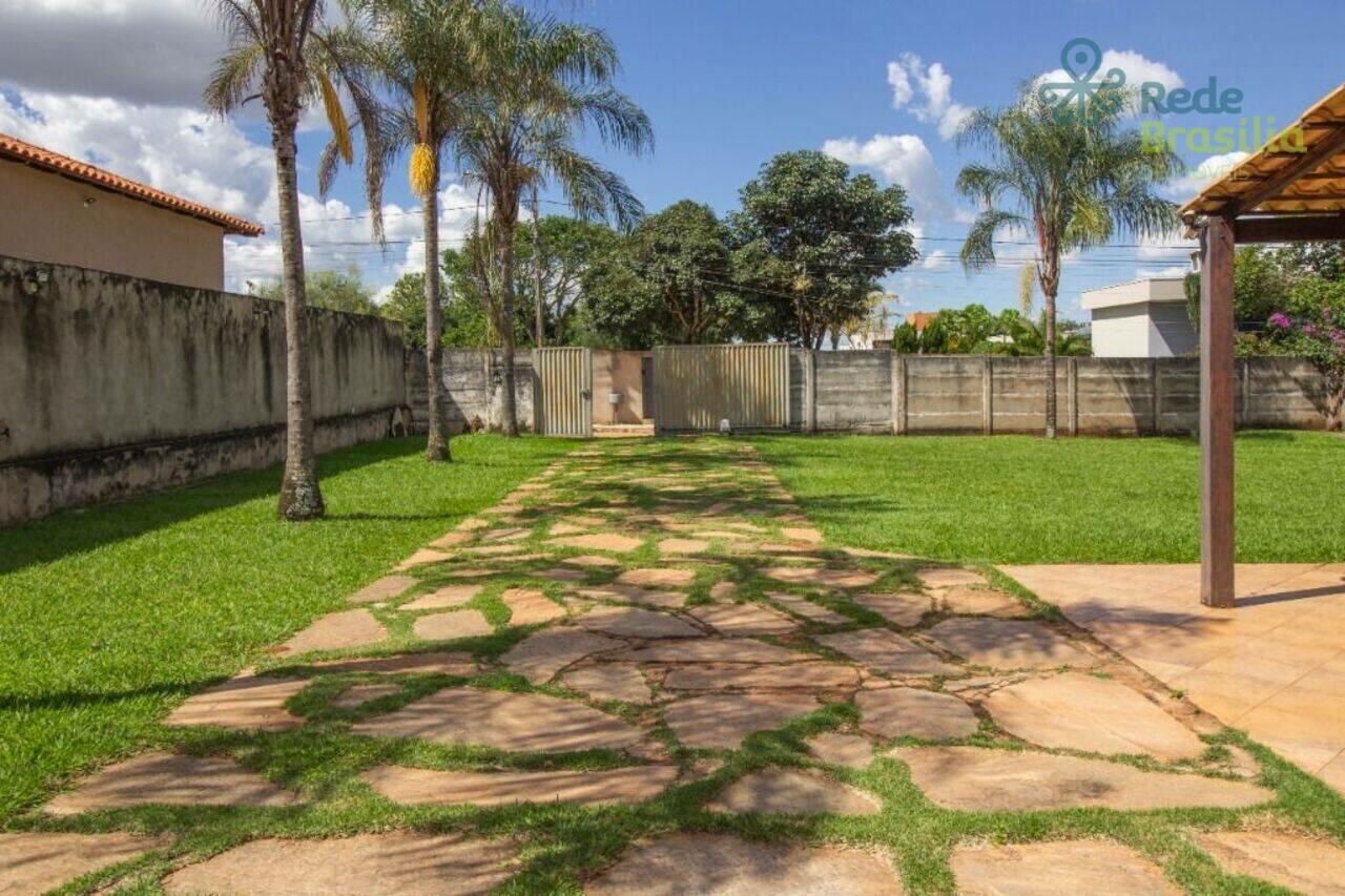 Casa Setor Habitacional Jardim Botânico, Brasília - DF