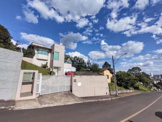 Casa de 175 m² na Altamiro Guimaraes - Centro - Caçador - SC, à venda por R$ 1.300.000