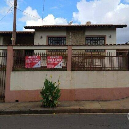 Casas à venda Centro