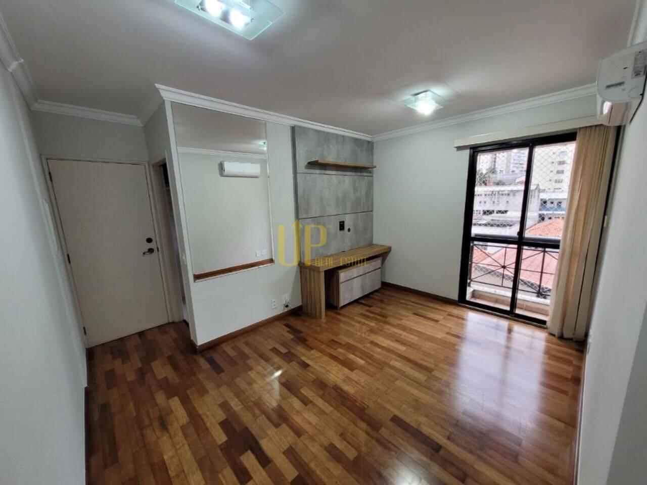 Apartamento com 2 dormitórios à venda na Chácara Inglesapor R$ 515.000