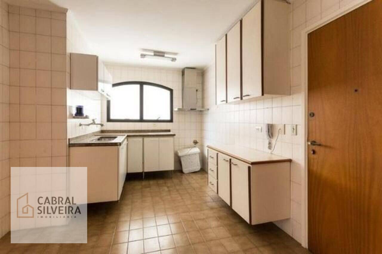 Apartamento Moema, São Paulo - SP