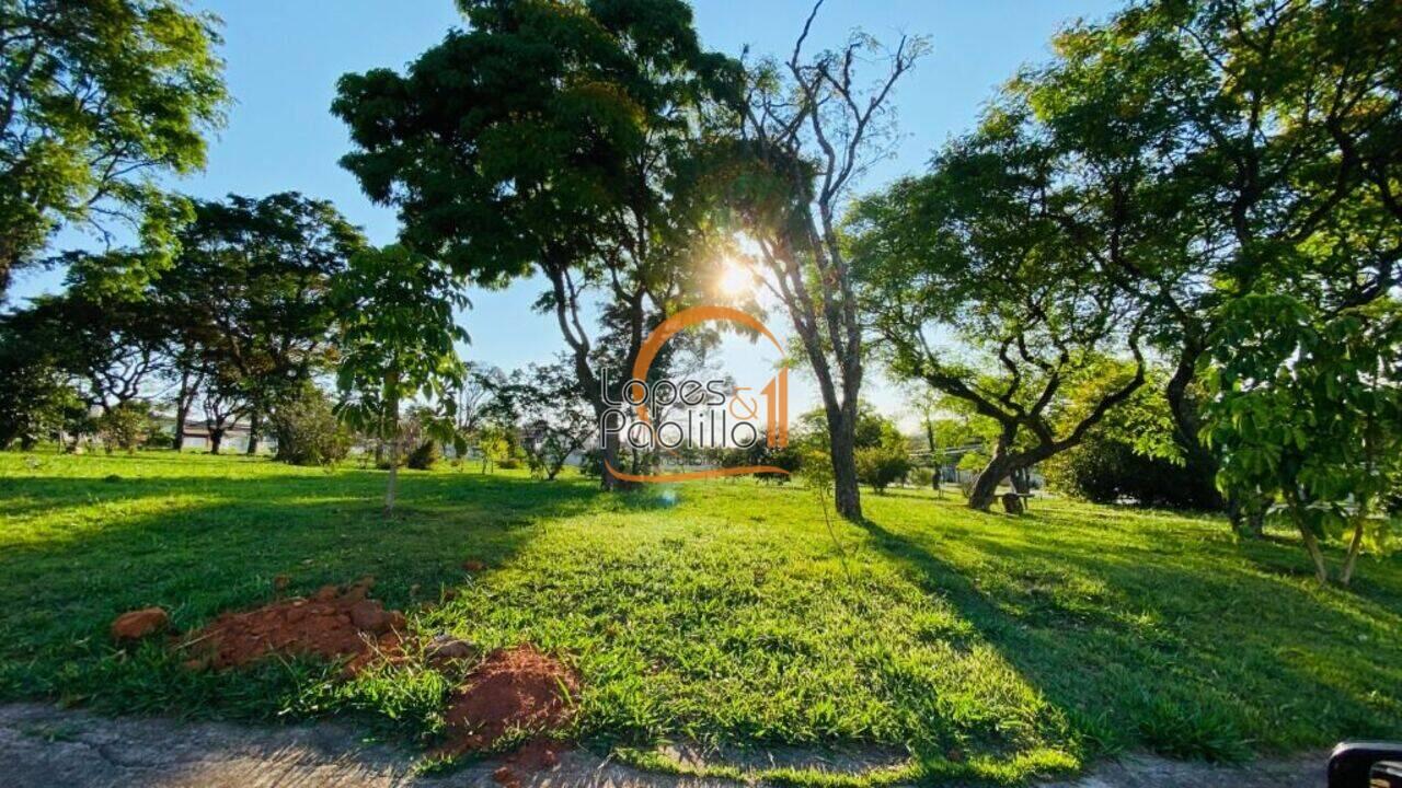 Casa Jardim dos Pinheiros, Atibaia - SP