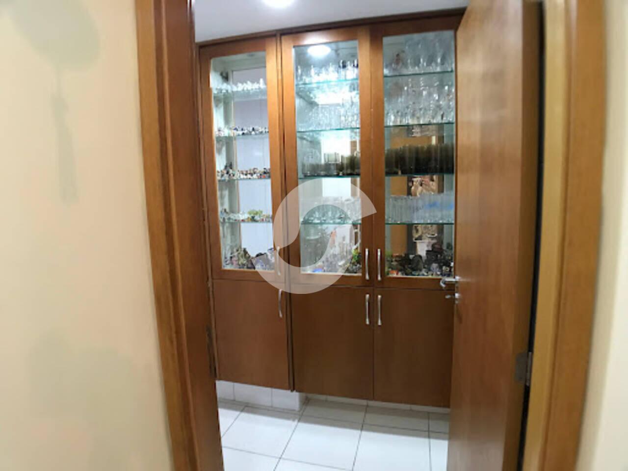 Apartamento Charitas, Niterói - RJ