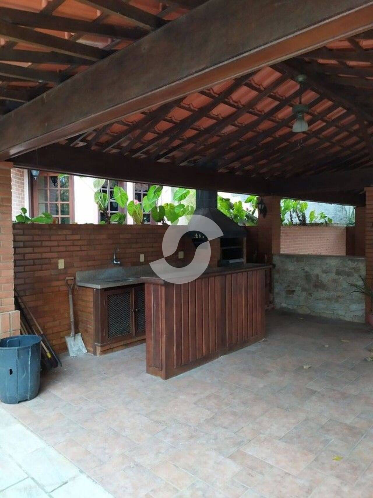 Casa Pendotiba, Niterói - RJ