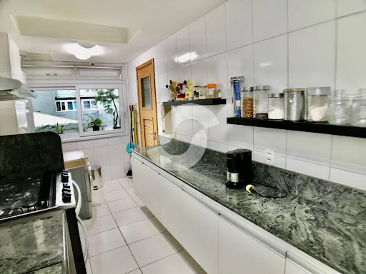 Apartamento Charitas, Niterói - RJ