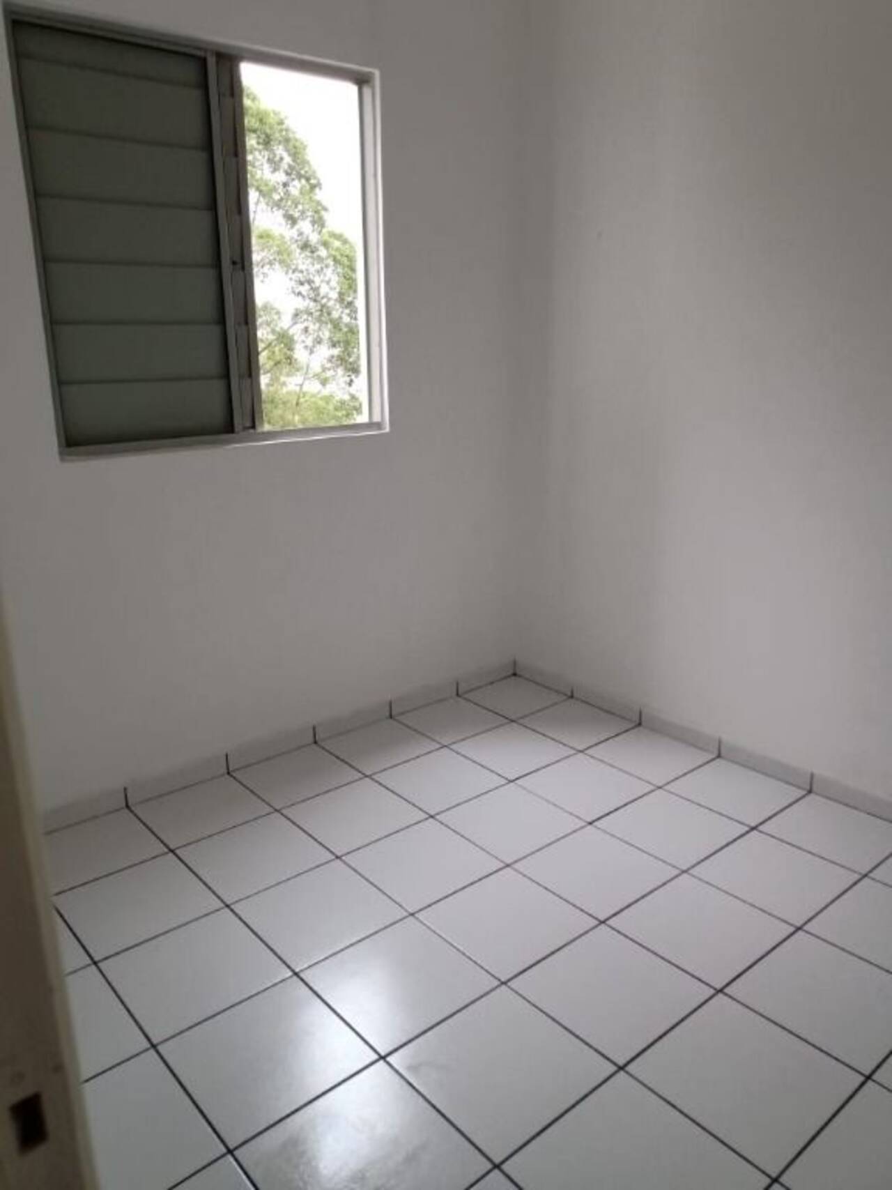 Apartamento Jardim Santa Terezinha, São Paulo - SP